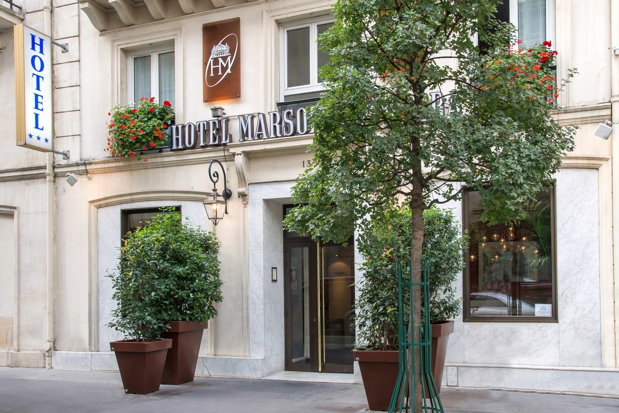 Korner Louvre Hotel Париж Екстериор снимка